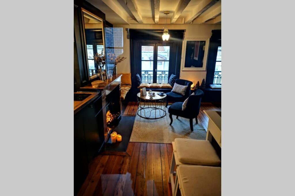Le Boudoir Apartment Lyon Bagian luar foto